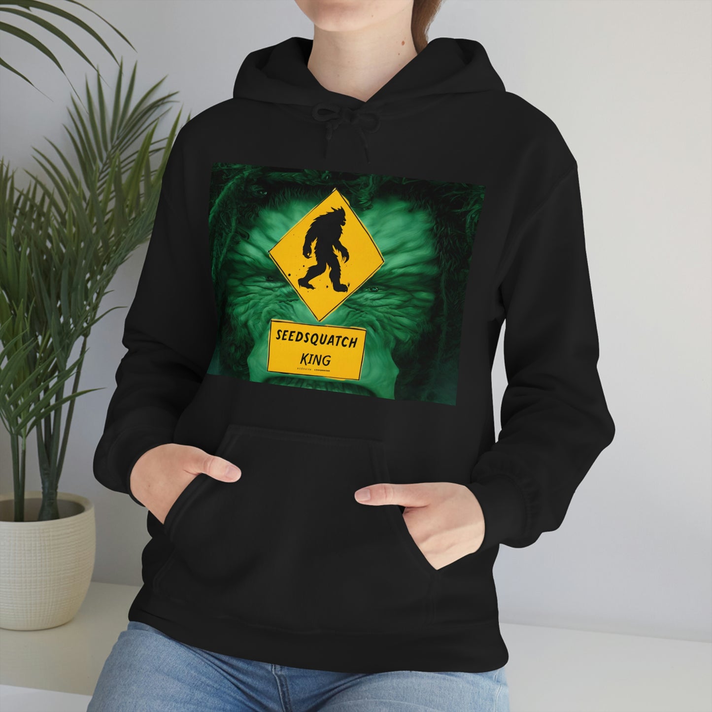 Seedsquatch King Unisex Heavy Blend™ Hooded Sweatshirt